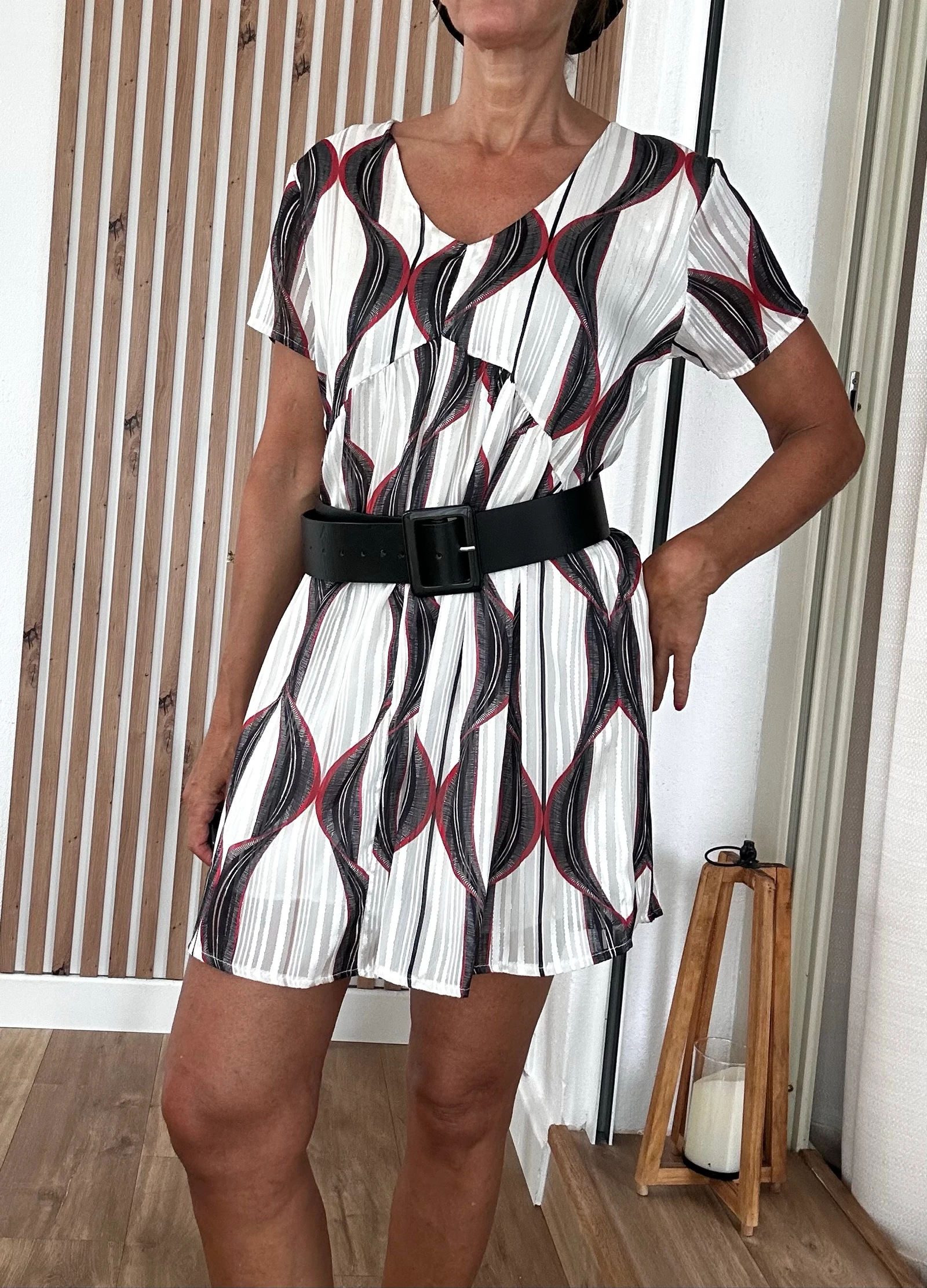 Magnificent Made in Italy dress brand new with its tag. – photo 5